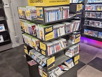 Winkelvoorraad en inrichting game mania antwerpen - afbeelding 23 van  513