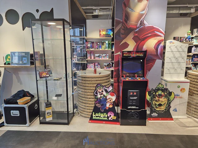 Winkelvoorraad en inrichting game mania antwerpen - afbeelding 53 van  513