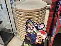 Winkelvoorraad en inrichting game mania antwerpen - afbeelding 59 van  513