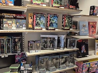 Winkelvoorraad en inrichting game mania antwerpen - afbeelding 111 van  513