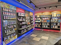 Winkelvoorraad en inrichting game mania antwerpen