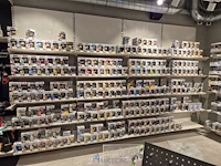 Winkelvoorraad en inrichting game mania antwerpen - afbeelding 145 van  513