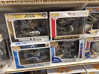 Winkelvoorraad en inrichting game mania antwerpen - afbeelding 213 van  513
