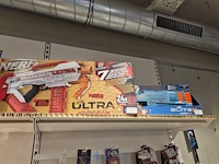 Winkelvoorraad en inrichting game mania antwerpen - afbeelding 226 van  513