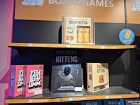Winkelvoorraad en inrichting game mania antwerpen - afbeelding 224 van  513