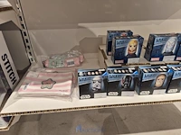 Winkelvoorraad en inrichting game mania antwerpen - afbeelding 239 van  513
