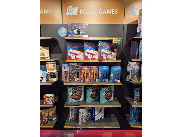 Winkelvoorraad en inrichting game mania antwerpen - afbeelding 268 van  513