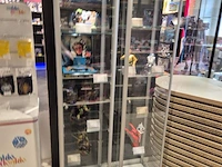Winkelvoorraad en inrichting game mania antwerpen - afbeelding 283 van  513