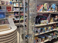 Winkelvoorraad en inrichting game mania antwerpen - afbeelding 318 van  513