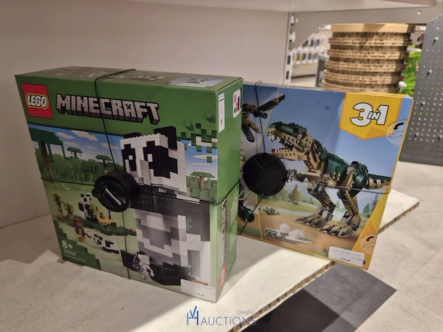Winkelvoorraad en inrichting game mania antwerpen - afbeelding 339 van  513
