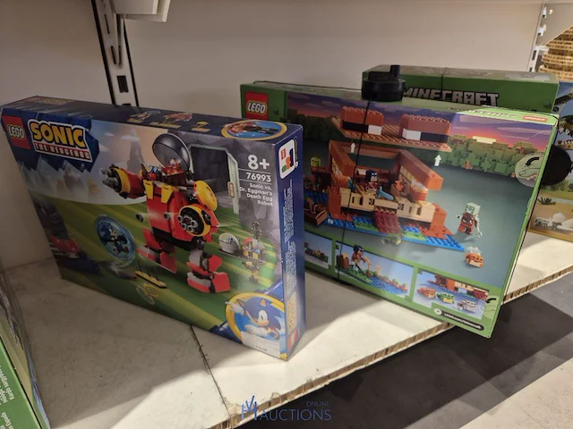 Winkelvoorraad en inrichting game mania antwerpen - afbeelding 340 van  513