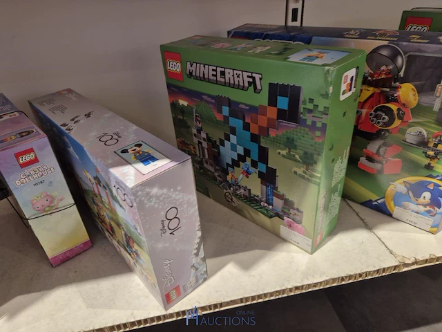 Winkelvoorraad en inrichting game mania antwerpen - afbeelding 341 van  513