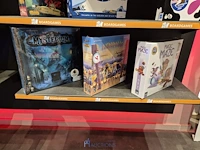 Winkelvoorraad en inrichting game mania antwerpen - afbeelding 346 van  513