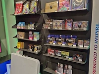 Winkelvoorraad en inrichting game mania antwerpen - afbeelding 423 van  513