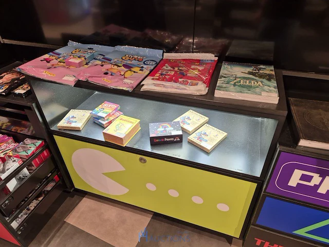 Winkelvoorraad en inrichting game mania antwerpen - afbeelding 471 van  513