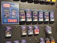 Winkelvoorraad en inrichting game mania antwerpen - afbeelding 470 van  513