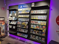 Winkelvoorraad en inrichting game mania antwerpen - afbeelding 497 van  513