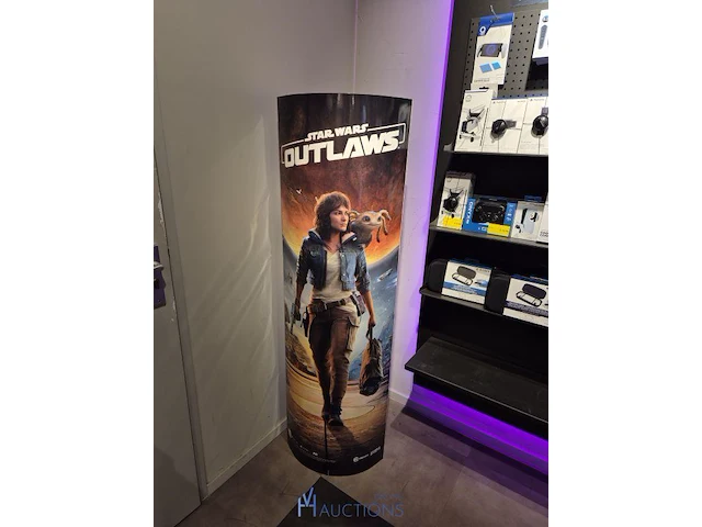 Winkelvoorraad en inrichting game mania antwerpen - afbeelding 510 van  513