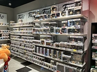 Winkelvoorraad en inrichting game mania genk - afbeelding 4 van  98
