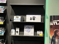Winkelvoorraad en inrichting game mania genk - afbeelding 30 van  98
