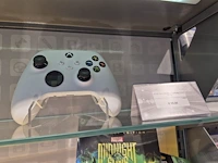 Winkelvoorraad en inrichting game mania kortrijk - afbeelding 23 van  328