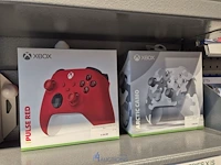 Winkelvoorraad en inrichting game mania kortrijk - afbeelding 25 van  328