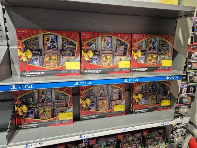 Winkelvoorraad en inrichting game mania kortrijk - afbeelding 45 van  328