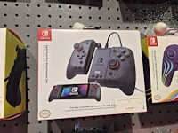 Winkelvoorraad en inrichting game mania kortrijk - afbeelding 54 van  328
