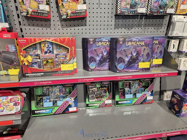 Winkelvoorraad en inrichting game mania kortrijk - afbeelding 69 van  328