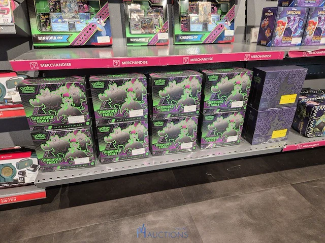 Winkelvoorraad en inrichting game mania kortrijk - afbeelding 71 van  328