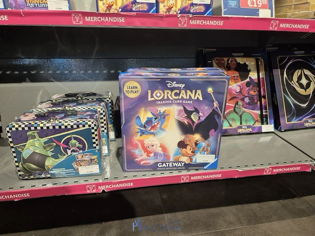 Winkelvoorraad en inrichting game mania kortrijk - afbeelding 77 van  328