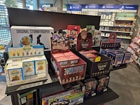 Winkelvoorraad en inrichting game mania kortrijk - afbeelding 88 van  328