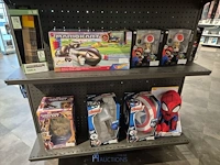 Winkelvoorraad en inrichting game mania kortrijk - afbeelding 91 van  328