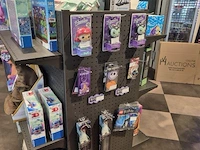 Winkelvoorraad en inrichting game mania kortrijk - afbeelding 94 van  328