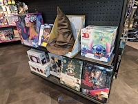 Winkelvoorraad en inrichting game mania kortrijk - afbeelding 96 van  328