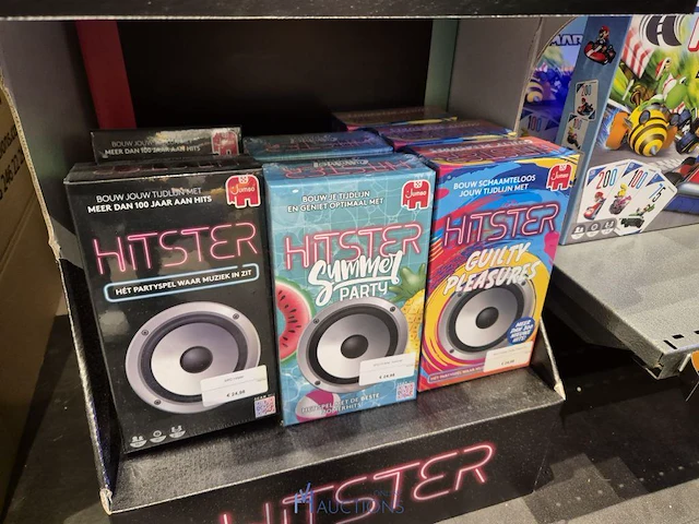 Winkelvoorraad en inrichting game mania kortrijk - afbeelding 105 van  328