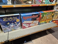 Winkelvoorraad en inrichting game mania kortrijk - afbeelding 117 van  328