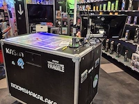 Winkelvoorraad en inrichting game mania kortrijk - afbeelding 163 van  328