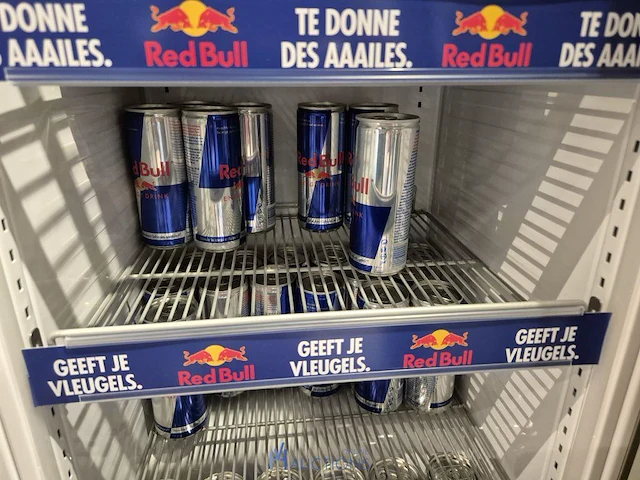 Winkelvoorraad en inrichting game mania kortrijk - afbeelding 187 van  328