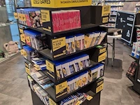 Winkelvoorraad en inrichting game mania kortrijk - afbeelding 197 van  328