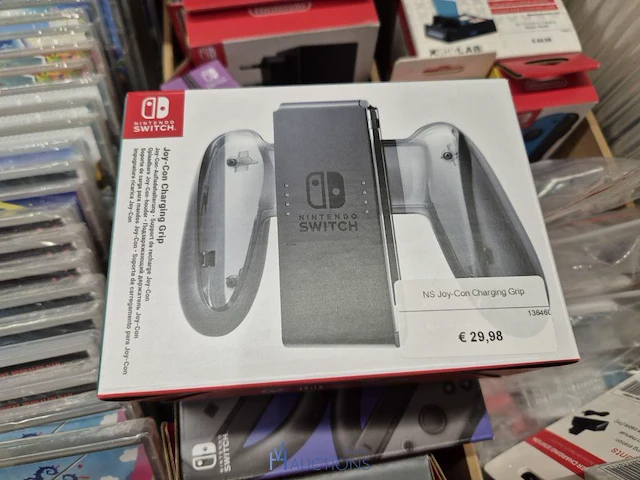 Winkelvoorraad en inrichting game mania kortrijk - afbeelding 218 van  328