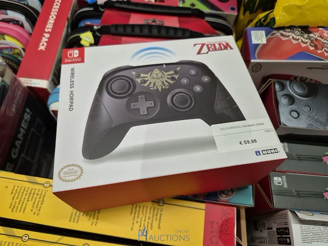 Winkelvoorraad en inrichting game mania kortrijk - afbeelding 221 van  328
