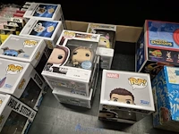 Winkelvoorraad en inrichting game mania kortrijk - afbeelding 226 van  328