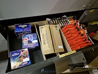Winkelvoorraad en inrichting game mania kortrijk - afbeelding 240 van  328