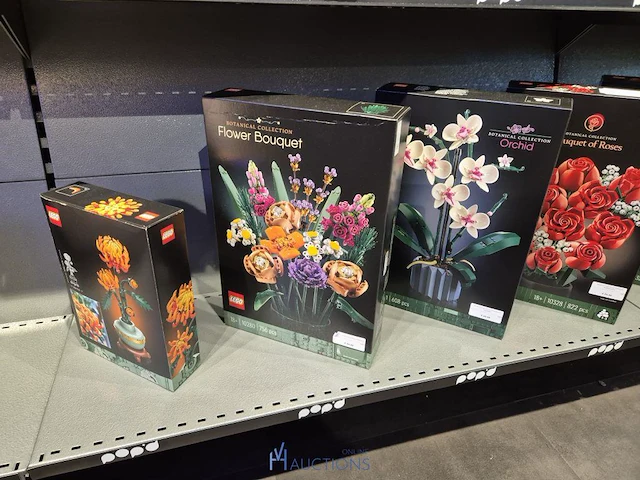 Winkelvoorraad en inrichting game mania kortrijk - afbeelding 266 van  328