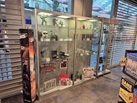 Winkelvoorraad en inrichting game mania kortrijk - afbeelding 304 van  328