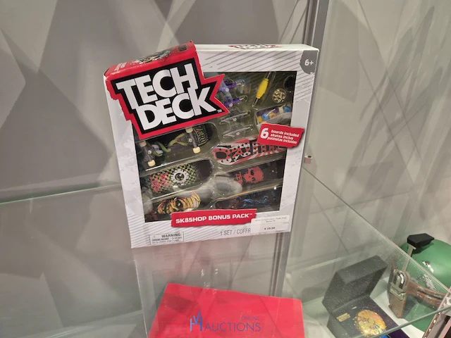 Winkelvoorraad en inrichting game mania kortrijk - afbeelding 315 van  328