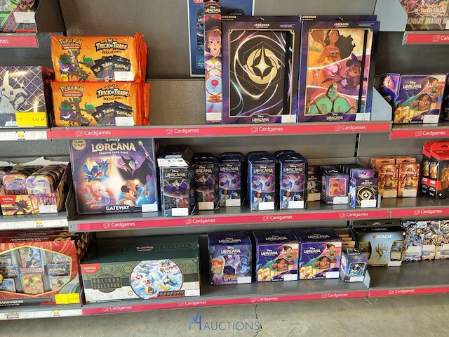 Winkelvoorraad en inrichting game mania leuven - afbeelding 24 van  368