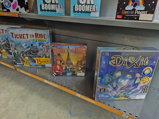 Winkelvoorraad en inrichting game mania leuven - afbeelding 40 van  368