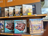 Winkelvoorraad en inrichting game mania leuven - afbeelding 44 van  368